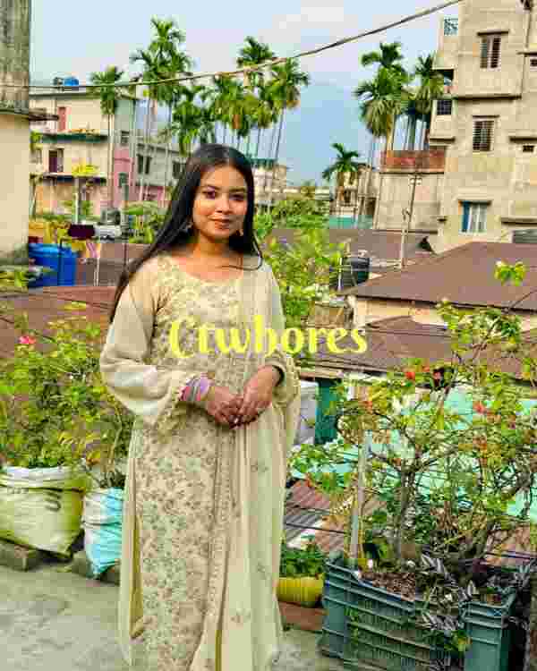 Book Me in Mumbai: A Night with the Friendly Call Girl