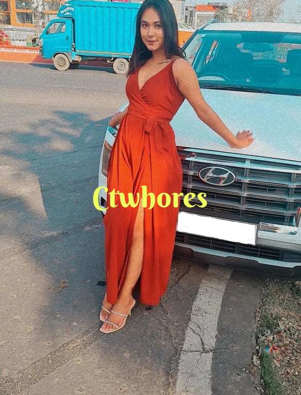 Lalita - A high-profile Noida call girl with a 100% genuine profile!